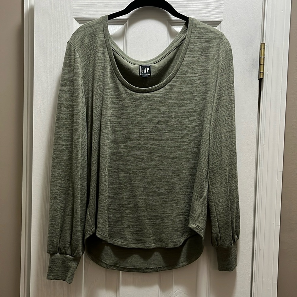 Olive Green gap long sleeve never worn